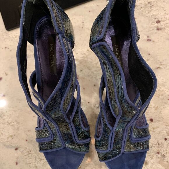 Rachel Zoe Blue Snake Embossed Leather Stacked Platform Heel sz 7 - Picture 3 of 7